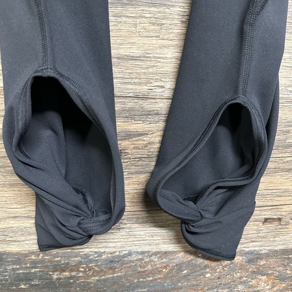 Fabletics PureLuxe Black Leggings With pockets - Picture 3 of 5